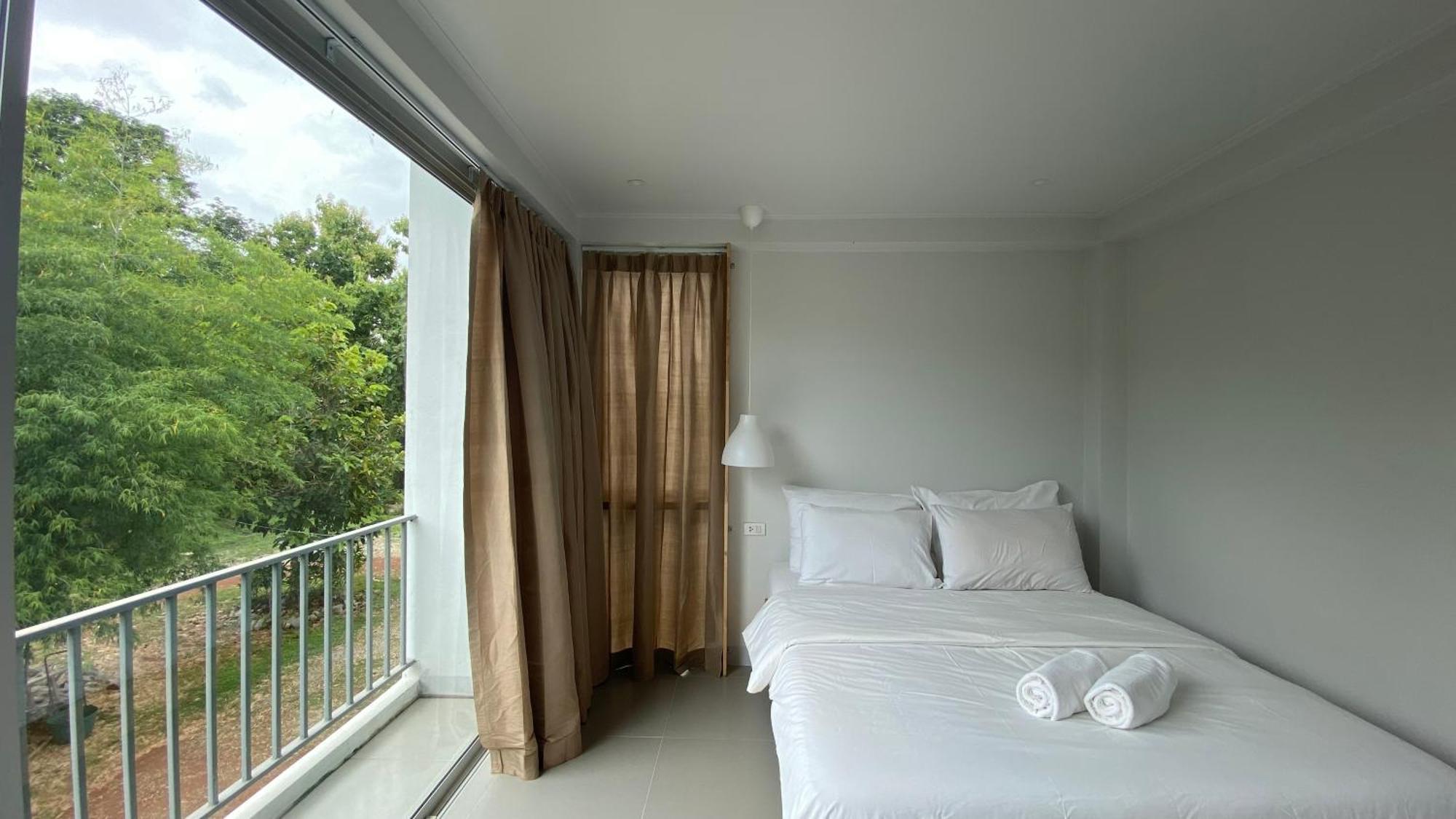 Baan Thammada Bed and Breakfast Nan Eksteriør billede